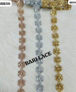 Pearl-Centered Geometric Floral Trim