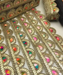 Gold Mesh Scalloped Thread Trim