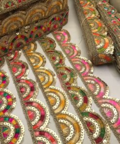 Scalloped Rainbow Fan Lace