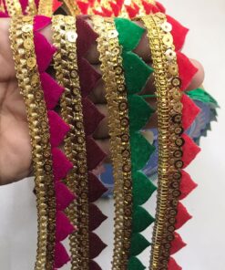 Sharp Triangular Petal Velvet Trim