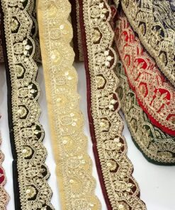 Intricate Multi-Layered Arched Lace